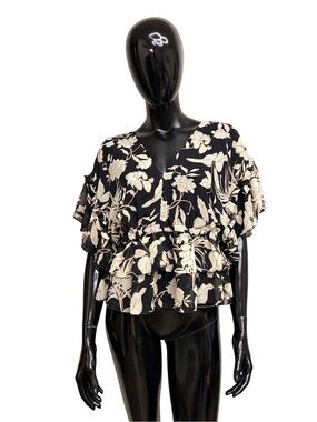 Marc New York Women's Black Floral V-Neck Ruffle Blouse